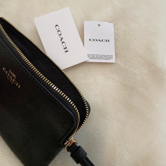 Black coach wristlet - Picture 2 of 4